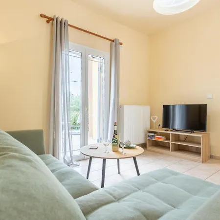 Russa Alexandros Villa *